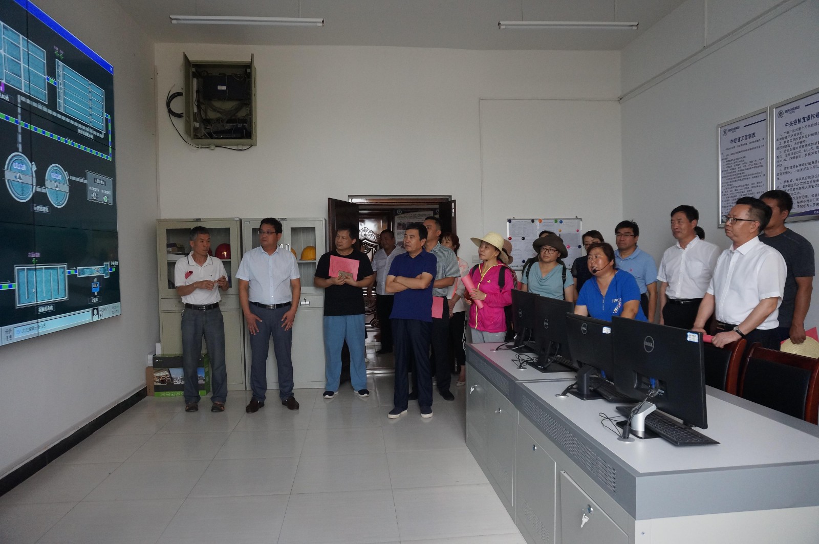 15331708173655754hzC.jpg 調(diào)研中控室.jpg