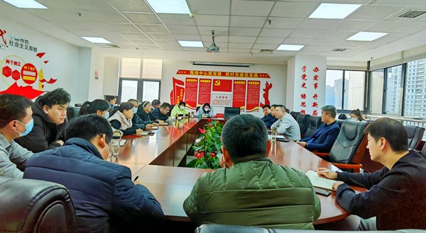 16752115348014153fSM.jpg 生態(tài)公司召開節(jié)后收心會(huì)_副本.jpg